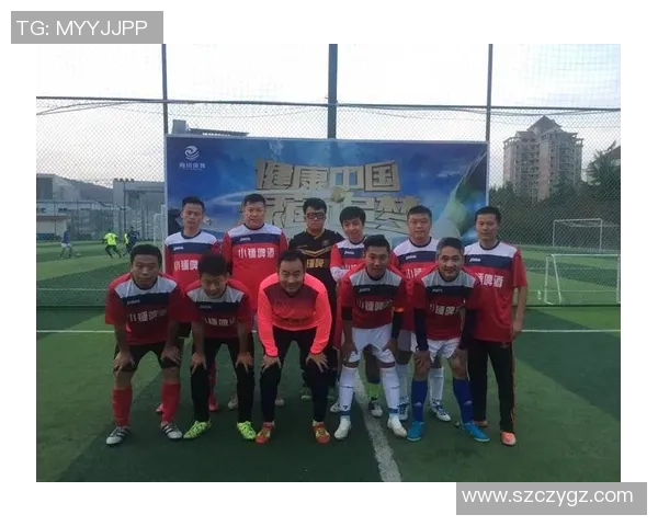 《挑战绿茵梦想 从街头到球场寻找下一个足球巨星》 《挑战绿茵梦想 从街头到球场寻找下一个足球巨星》